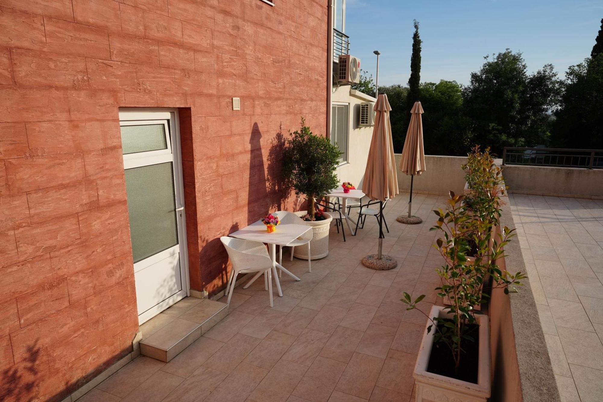 Apartments Residence Dj Petrovac Exteriér fotografie